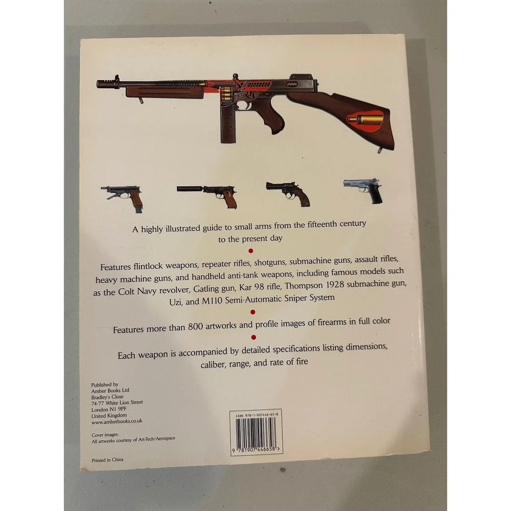 Small Arms Visual Encyclopedia 800+ Illustrations Amber Books Paperback